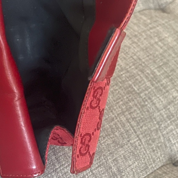 GUCCI CLUTCH Small - Picture 7 of 11